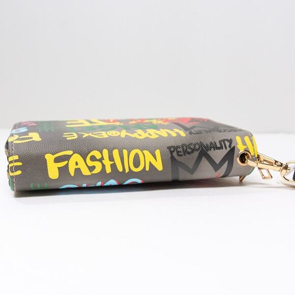 Women's Large Wallet PARK AVENUE Black Graffiti Roomy Wristlet Clutch - Picture 4 of 5